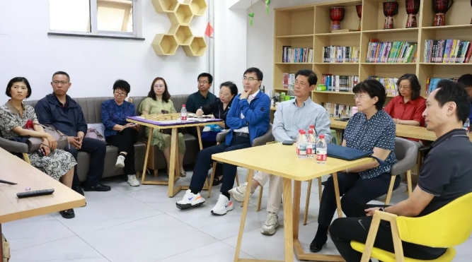北京教育系統關工委專家組前往通州、平谷、石景山、大興區開展家校社共育咨詢室建設調研工作