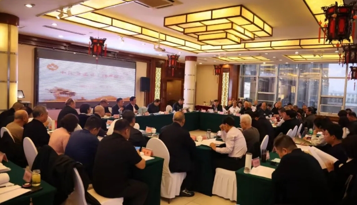 內蒙古自治區關工委主任座談會在呼和浩特召開