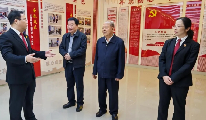 廣西壯族自治區關工委到貴港調研關心下一代工作