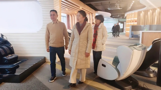 浙江省寧波市關工委領導考察寧波秉航科技集團