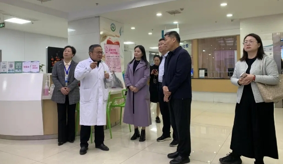 新疆克拉瑪依市關工委來渝調研青少年心理健康教育工作
