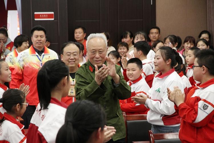 讓“紅色基因”世代相傳——聽老革命講述那段崢嶸歲月