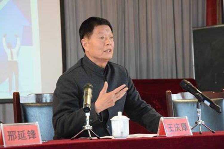 王慶厚：熱心為民調解  助力社會穩定