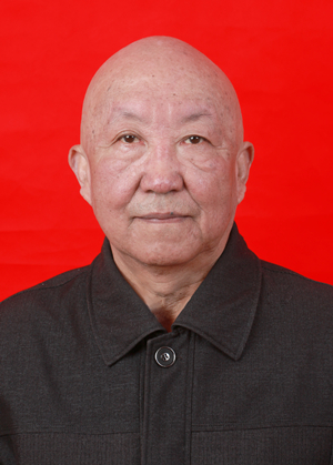 離崗不離心的老主任陳鑫玉