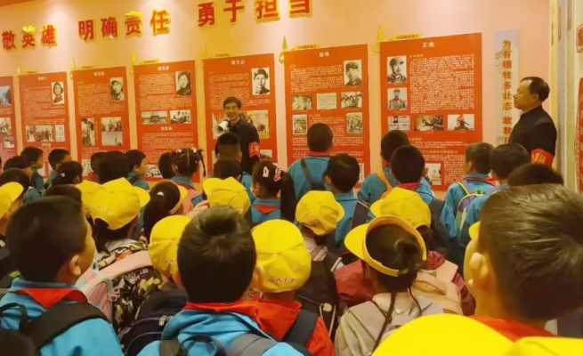 北京市懷柔區關工委開展青少年走進禧寶露紅色教育基地活動
