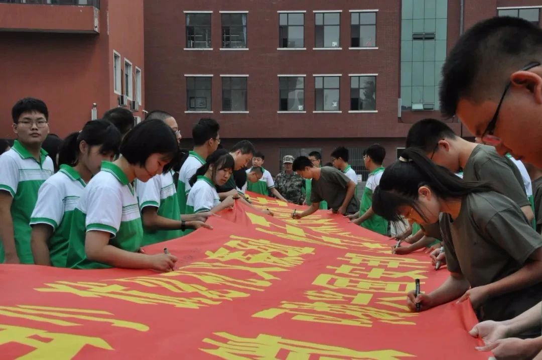 開學第一課，五老在行動