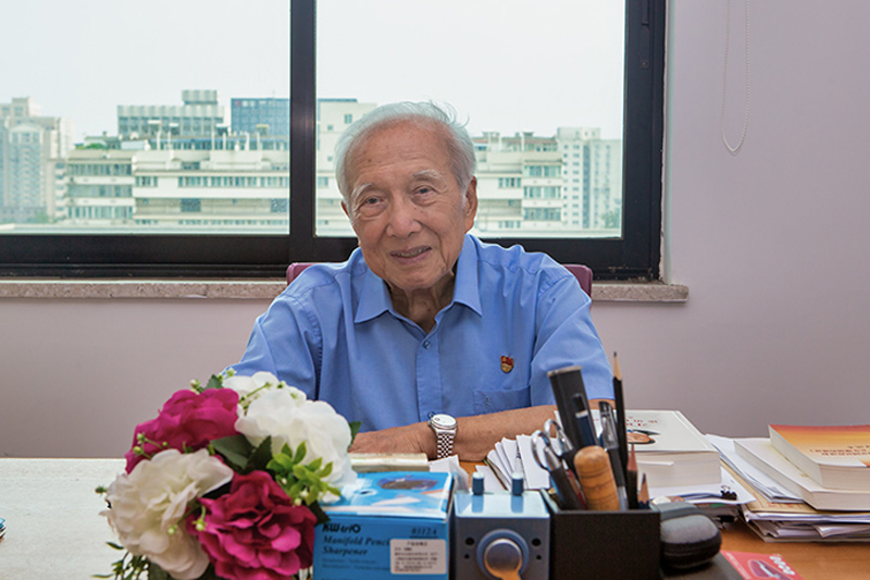 五老說關工 中國關工委常務副主任 閔振環