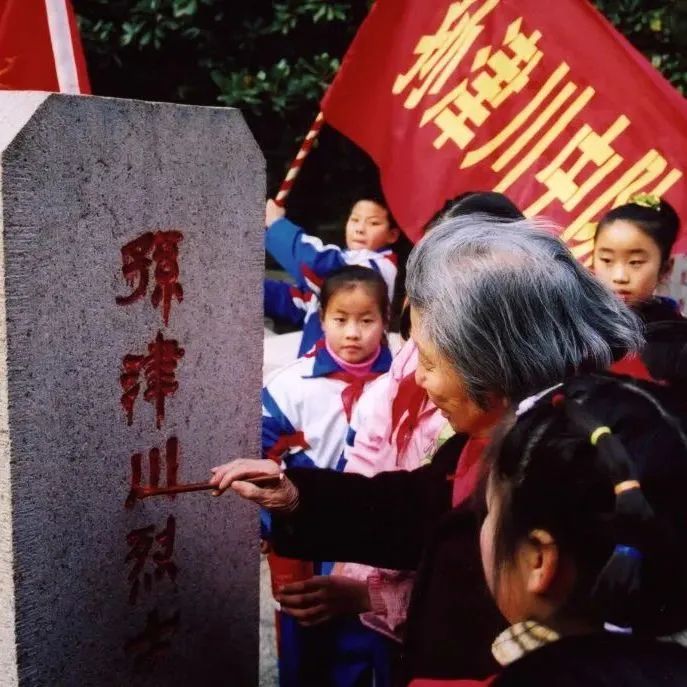 02.jpg
