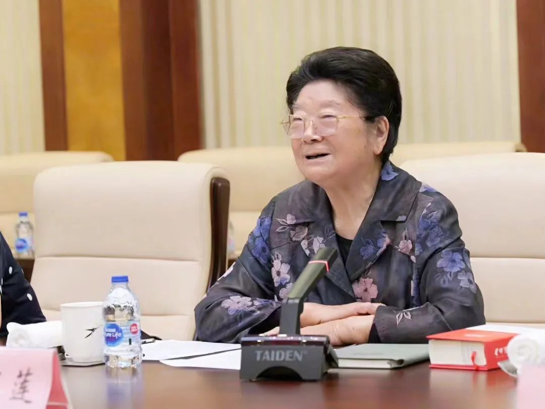 中國關工委主任顧秀蓮赴上海市浦東新區調研關心下一代工作