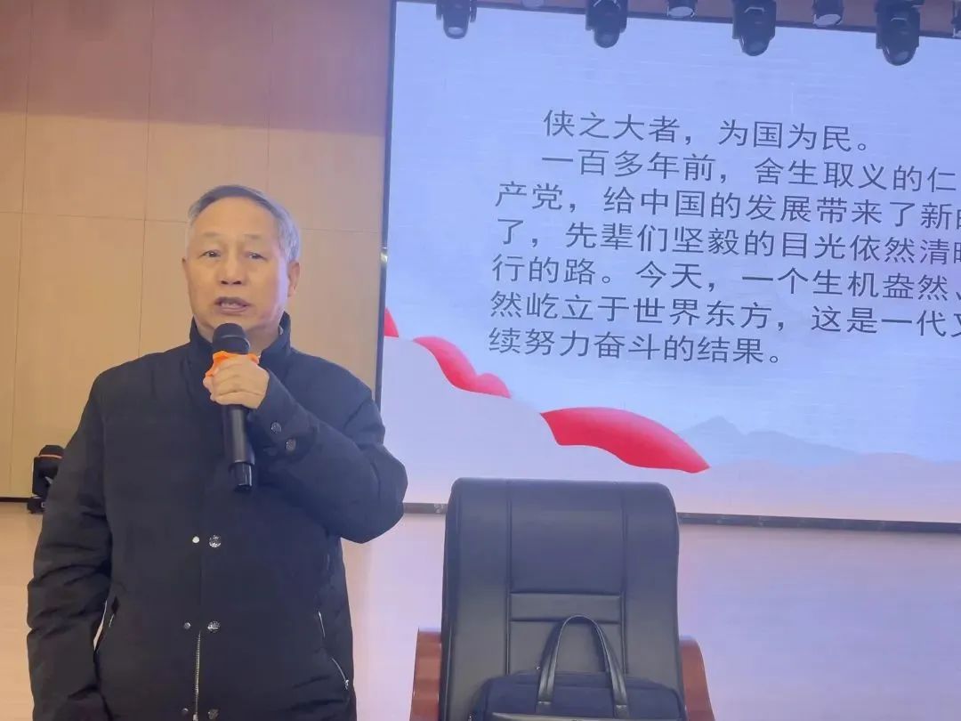 廣西壯族自治區關工委到梧州市開展黨史宣講活動